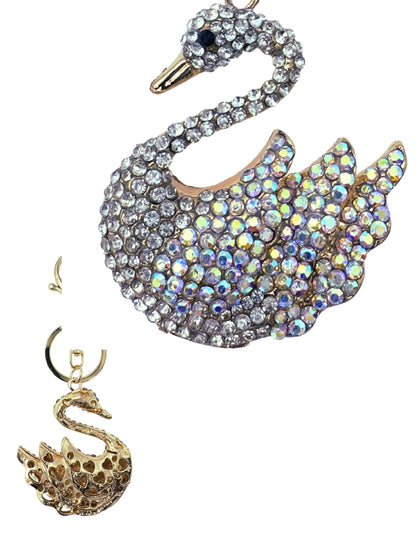 Evenchae Elegant Swan Keychain - Rhinestones, Filigreed Gold Back, Drawstring Gift Bag - 5 In Long Purse Jewelry